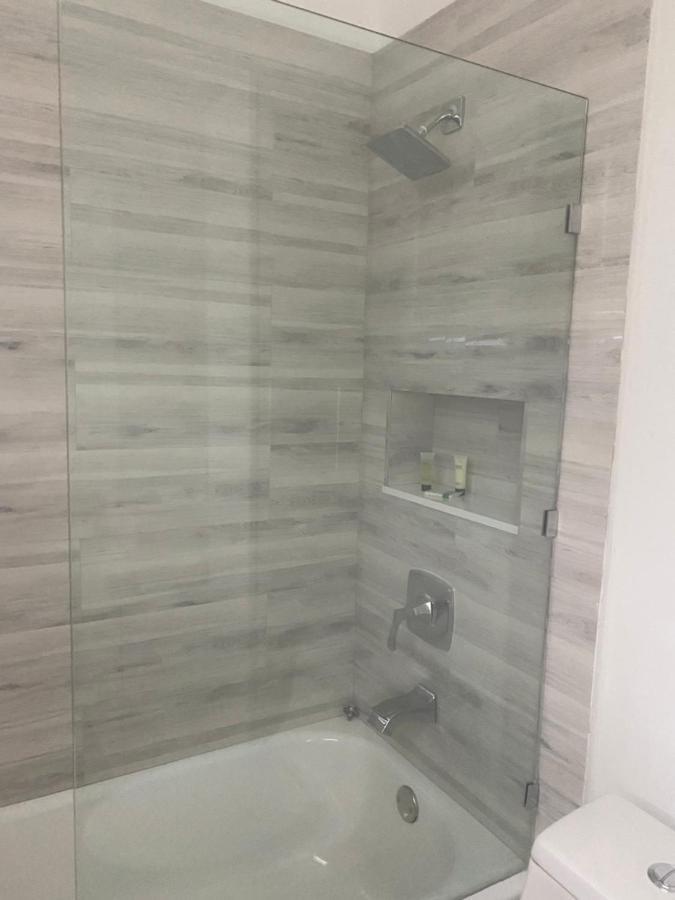 Modern & New,Excellent Location Miami Appartement Buitenkant foto