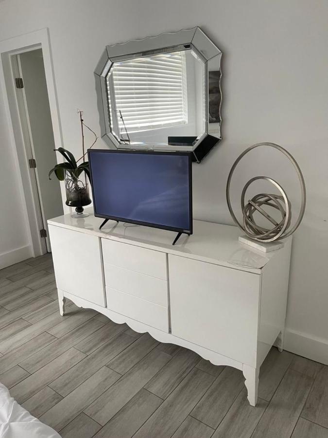 Modern & New,Excellent Location Miami Appartement Buitenkant foto